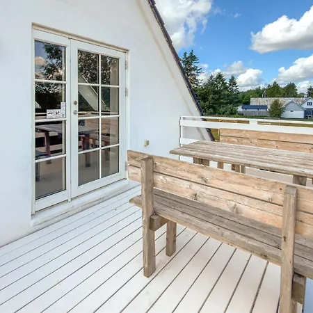 Semesterbostad 3 Bedroom Stunning In