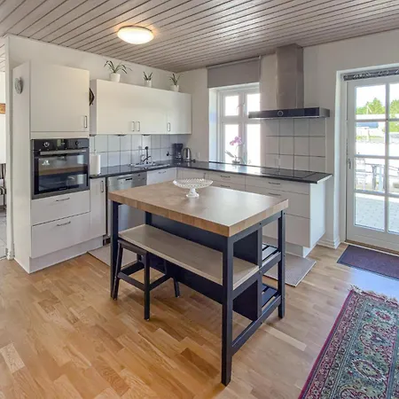 3 Bedroom Stunning In Rønde